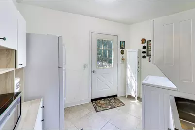 2004 Sprucewood Lane, Lindenhurst, IL 60046 - Photo 27