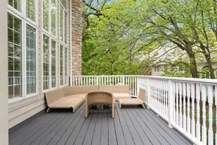 135 Settlers Dr, Naperville, IL 60565 - Photo 55