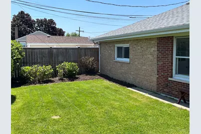 8229 W Giddings Street, Norridge, IL 60706 - Photo 21