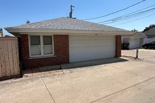 8229 W Giddings St, Norridge, IL 60706 - Photo 23