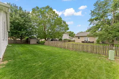 613 Crestwood Drive, Champaign, IL 61822 - Photo 29