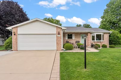 613 Crestwood Drive, Champaign, IL 61822 - Photo 1