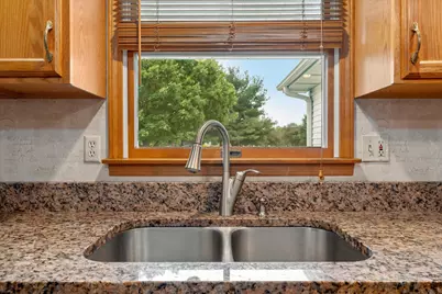 613 Crestwood Drive, Champaign, IL 61822 - Photo 11