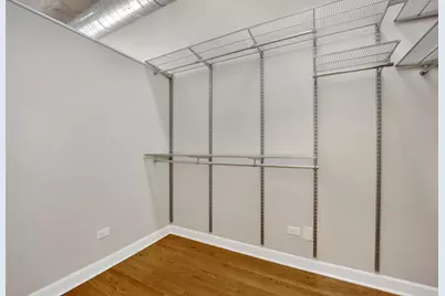 1071 W 15th Street #109, Chicago, IL 60608 - Photo 17