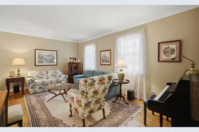827 Liberty Bell Lane, Libertyville, IL 60048 - Photo 5