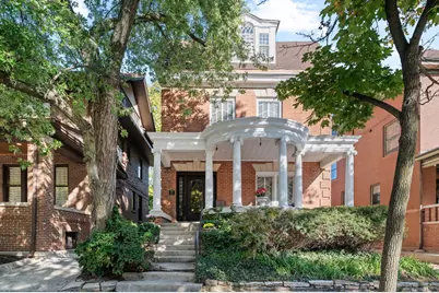 832 W Junior Terrace, Chicago, IL 60613 - Photo 1