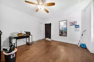 5759 S Campbell Ave, Chicago, IL 60629 - Photo 17
