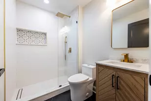 9S215 Florence Ave, Downers Grove, IL 60516 - Photo 11