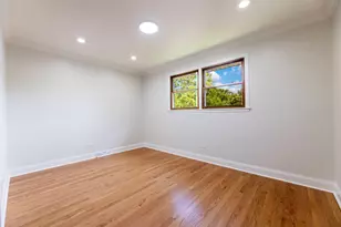 9S215 Florence Ave, Downers Grove, IL 60516 - Photo 15