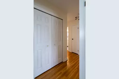 [Address not provided], Morton Grove, IL 60053 - Photo 35