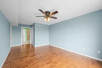 6807 N Milwaukee Avenue #601, Niles, IL 60714 - Photo 13