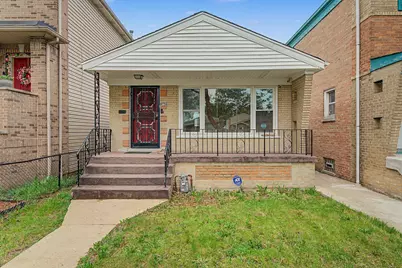 9256 S Calumet Avenue, Chicago, IL 60619 - Photo 1