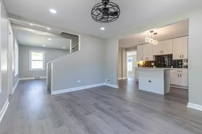 401 S Lake Terrace, Mundelein, IL 60060 - Photo 7