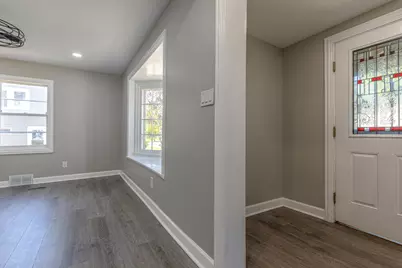 401 S Lake Terrace, Mundelein, IL 60060 - Photo 13