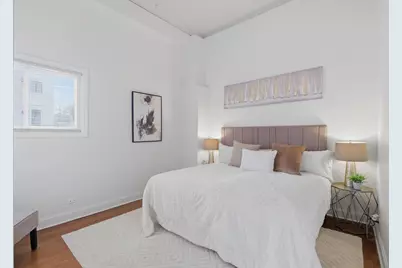 1900 W Oakdale Avenue, Chicago, IL 60657 - Photo 13