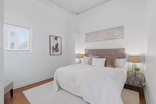 1900 W Oakdale Ave, Chicago, IL 60657 - Photo 13