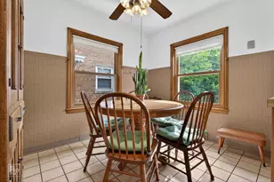 10016 S Clifton Park Ave, Evergreen Park, IL 60805 - Photo 9