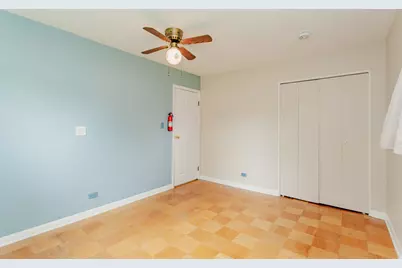 818 Leahy Circle, Des Plaines, IL 60016 - Photo 19