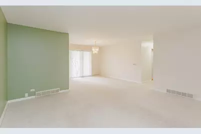 818 Leahy Circle, Des Plaines, IL 60016 - Photo 7
