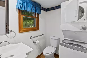 407 S Davis Ave, Centralia, IL 62801 - Photo 23