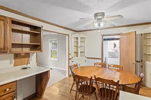 407 S Davis Ave, Centralia, IL 62801 - Photo 17