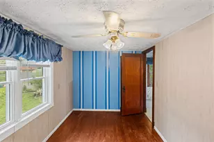 407 S Davis Ave, Centralia, IL 62801 - Photo 25