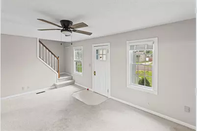 407 S Davis Avenue, Centralia, IL 62801 - Photo 11
