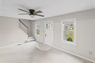 407 S Davis Ave, Centralia, IL 62801 - Photo 11