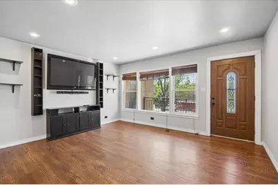 4847 N Harlem Avenue #2, Chicago, IL 60656 - Photo 3