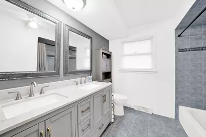 10732 S Meadow Lane, Palos Hills, IL 60465 - Photo 9
