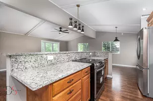 2420 E 2360th Rd, Marseilles, IL 61341 - Photo 9