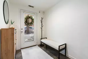 1721 N Bissell St, Chicago, IL 60614 - Photo 3