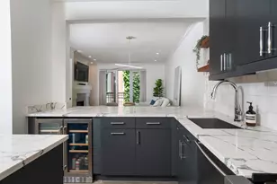 1721 N Bissell St, Chicago, IL 60614 - Photo 11