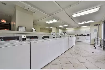 440 N Wabash Avenue #1510, Chicago, IL 60611 - Photo 13