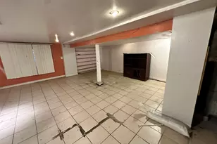 5149 S Carpenter St, Chicago, IL 60609 - Photo 9