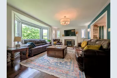 6833 N Lowell Avenue, Lincolnwood, IL 60712 - Photo 5