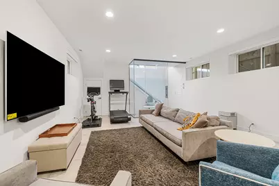 3428 N Kilbourn Avenue, Chicago, IL 60641 - Photo 29