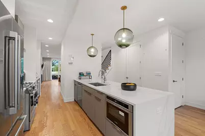 3428 N Kilbourn Avenue, Chicago, IL 60641 - Photo 11