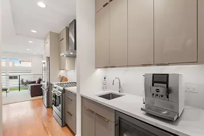 3428 N Kilbourn Avenue, Chicago, IL 60641 - Photo 9