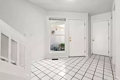 1242 Shawford Way, Elgin, IL 60120 - Photo 3