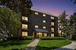 2218 N Newland Ave, Chicago, IL 60707 - Photo 1