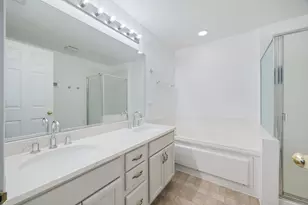 315 Thornwood Way, South Elgin, IL 60177 - Photo 13