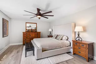 6050 W Eastwood Ave, Chicago, IL 60630 - Photo 21