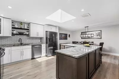 6050 W Eastwood Avenue #309, Chicago, IL 60630 - Photo 7