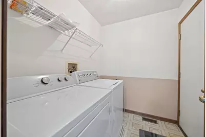 205 Woodlet Lane, Bolingbrook, IL 60490 - Photo 25