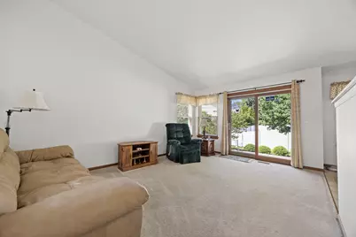 205 Woodlet Lane, Bolingbrook, IL 60490 - Photo 13