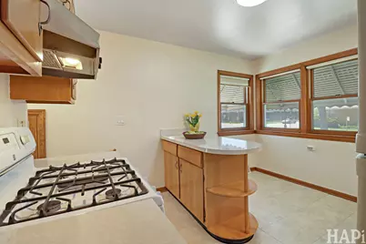 4805 N Nottingham Avenue, Chicago, IL 60656 - Photo 9