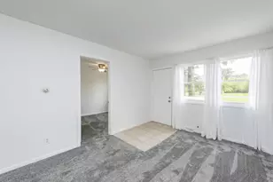 40525 N Marcus St, Antioch, IL 60002 - Photo 5