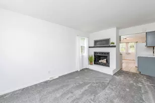 40525 N Marcus St, Antioch, IL 60002 - Photo 7