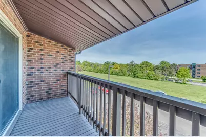 900 Perrie Drive #304, Elk Grove Village, IL 60007 - Photo 19